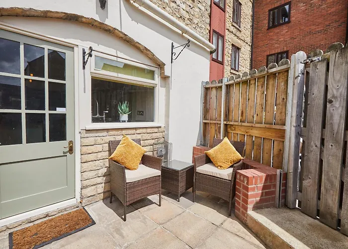 Host & Stay - Beckside